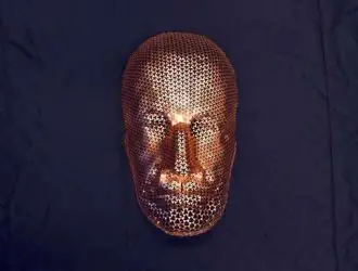 Создание 3-D объектов из нерастяжимых листовых материалов