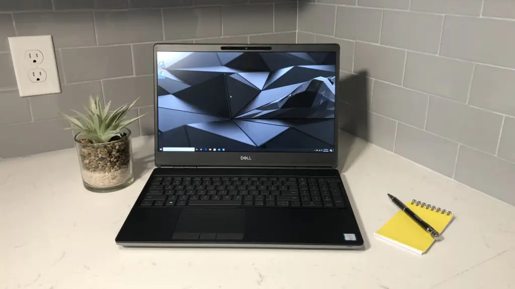 Dell Precision 7550. Мощный ноутбук в дороге