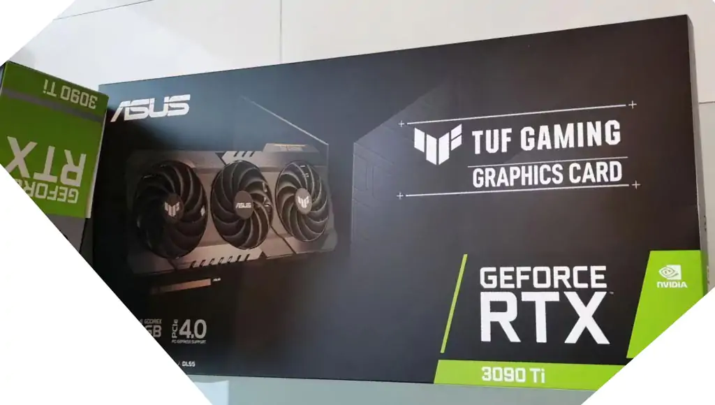 Появились фотографии упаковки GeForce RTX 3090 Ti и Core i5-12400F