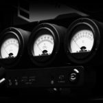 Аналоговые датчики игрового ПК EVGA E1 выглядят потрясающе