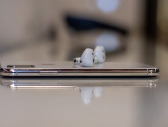 Какую модель AirPods вы должны купить в 2022 году?