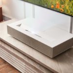 Флагманский проектор LG CineBeam HU915QE — это проектор 4K UST для любителей домашнего кинотеатра