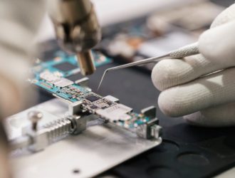 Ремонт сотовых телефонов, требующий профессионального подхода