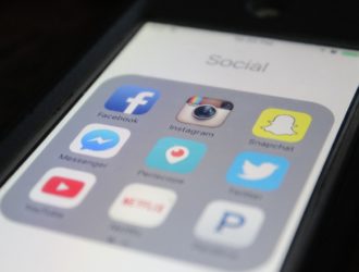 Руководство по хэштегам в Твиттере в 2022 году