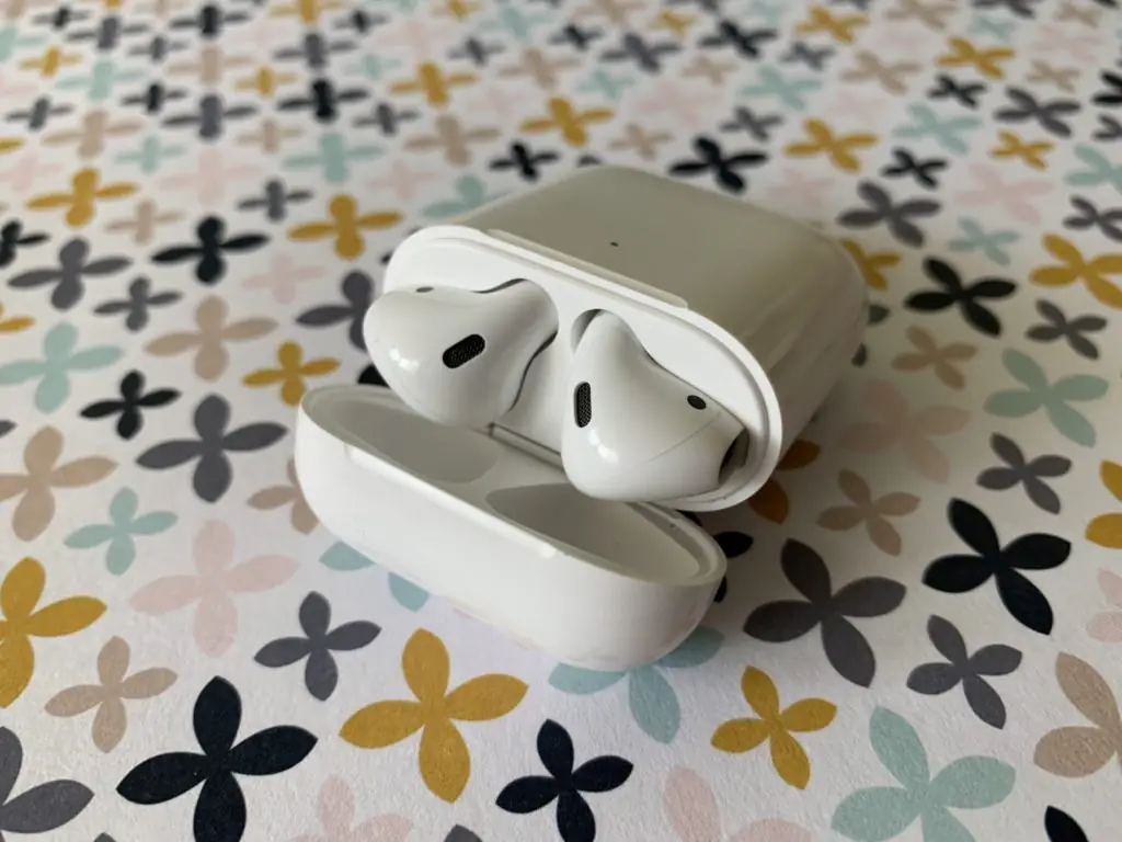 Как переименовать ваши Apple AirPods