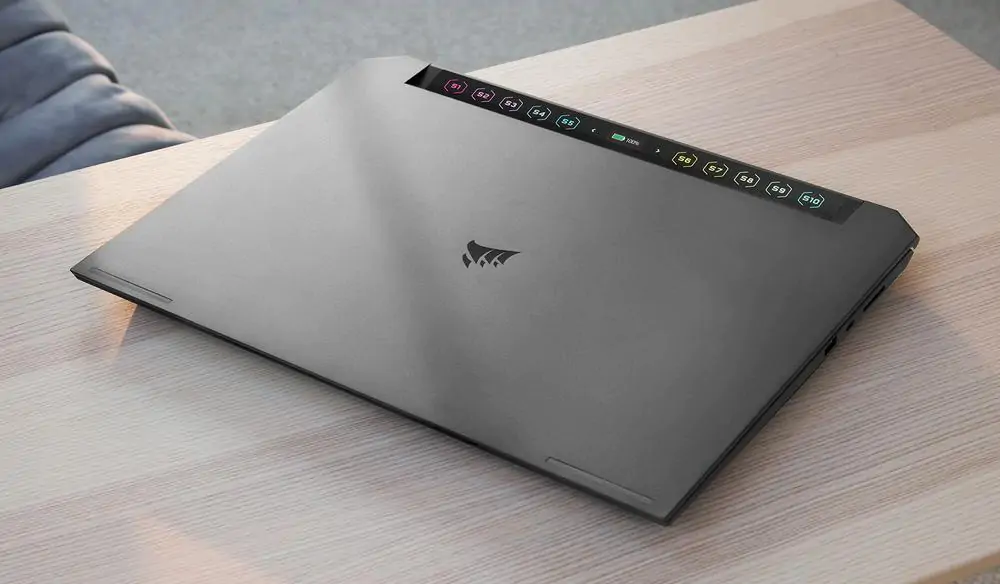 Corsair выпускает игровой и потоковый ноутбук Voyager A1600 на базе AMD