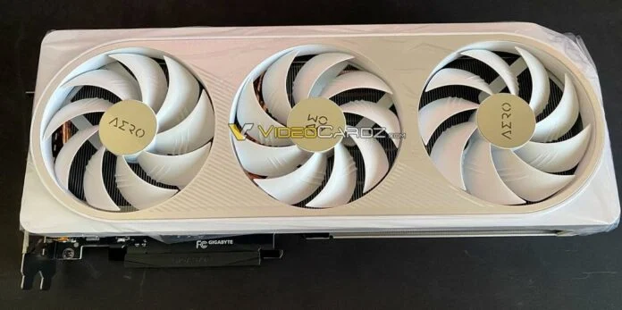 Утечка изображений Gigabyte RTX 4070 Ti Aero OC — все еще массивная и питается от кабеля 12VHPWR