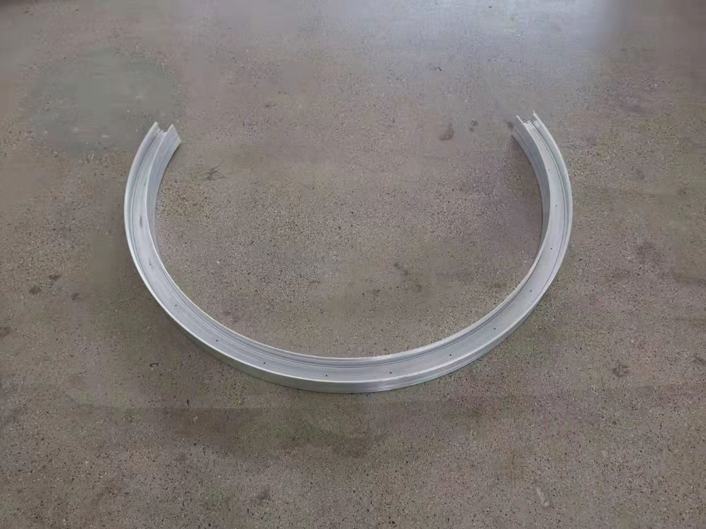 Гибка металлического C(U)-швеллера