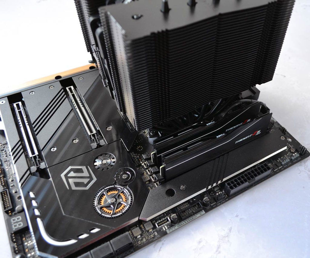 Обзор материнской платы ASRock X670E Taichi: выбор энтузиастов