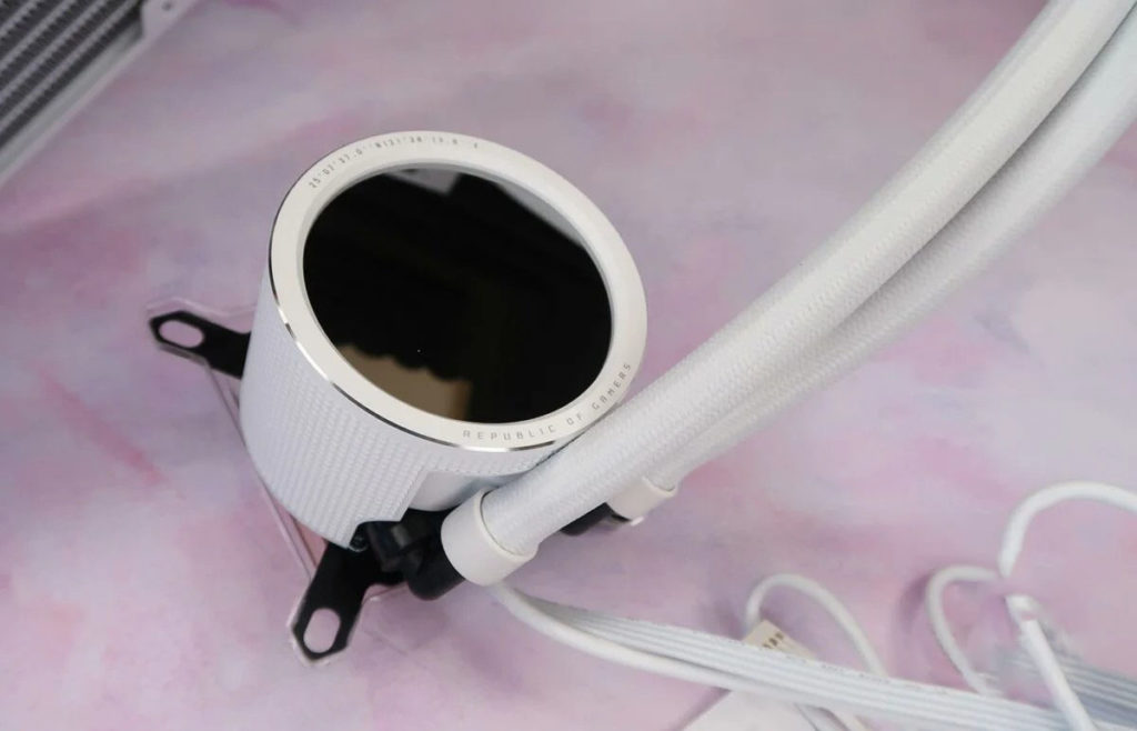 Обзор процессорного кулера Asus ROG Ryuo III 360 ARGB White Edition: везде матрица