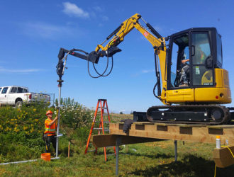 Свая винтовая 57х2000 мм: прочность и качество