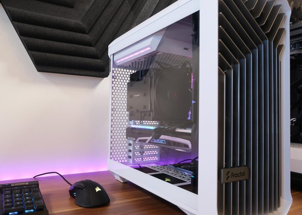 Обзор шасси Fractal Design Torrent Compact. Просто сказочно