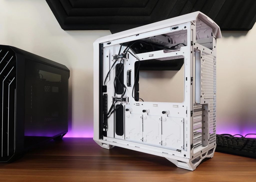 Обзор шасси Fractal Design Torrent Compact. Просто сказочно - производительность