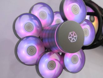 Вы должны увидеть единственный в своем роде кулер SilverStone AIO с множеством вентиляторов для охлаждения материнской платы