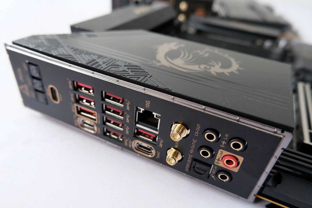 Вот 5 вещей, которые вам нужно знать при покупке материнской платы в 2023 году