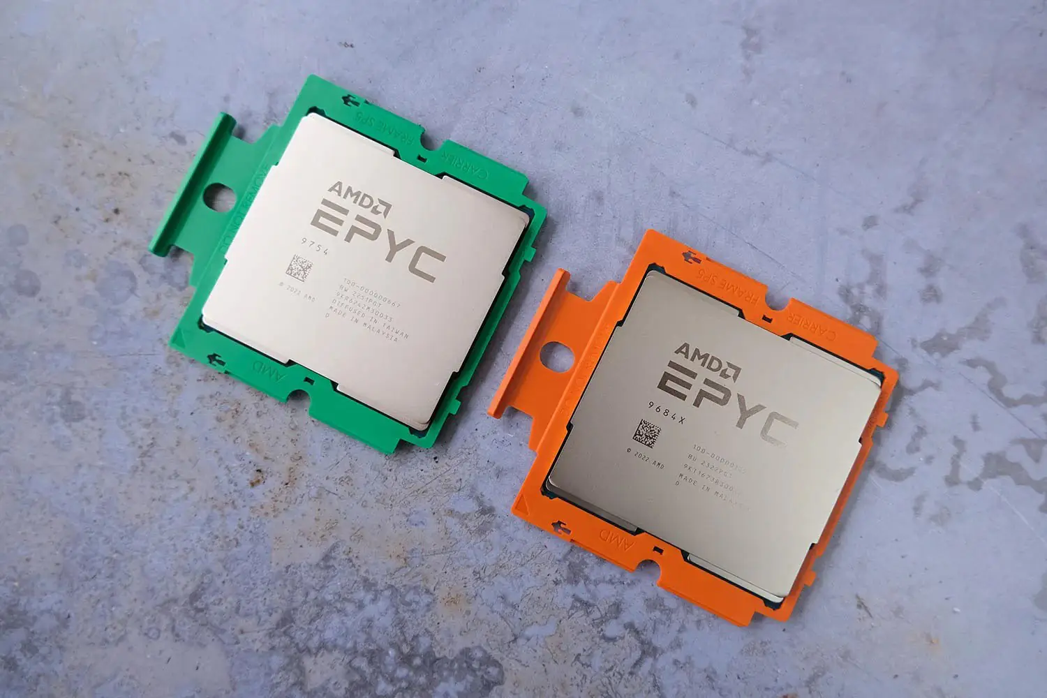 AMD Epyc 9754 Bergamo и 9684X Genoa-X smile для камеры