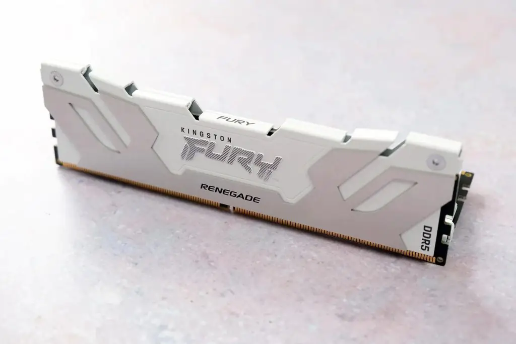 Обзор памяти Kingston Fury Renegade White DDR5-6400 32GB KF564C32RWK2-32