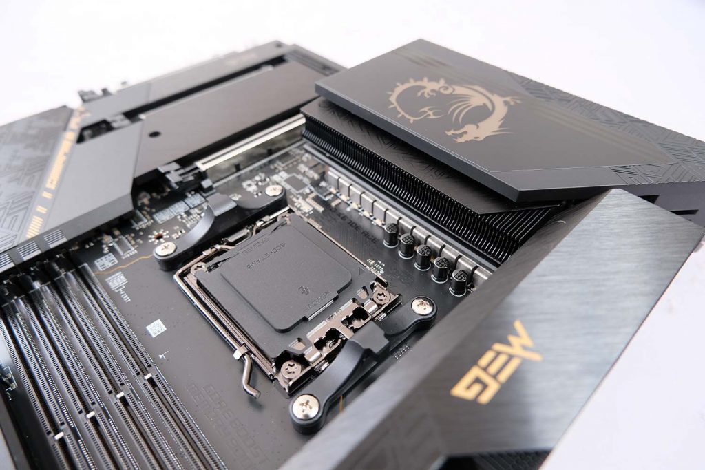 Вот 5 вещей, которые вам нужно знать при покупке материнской платы в 2023 году