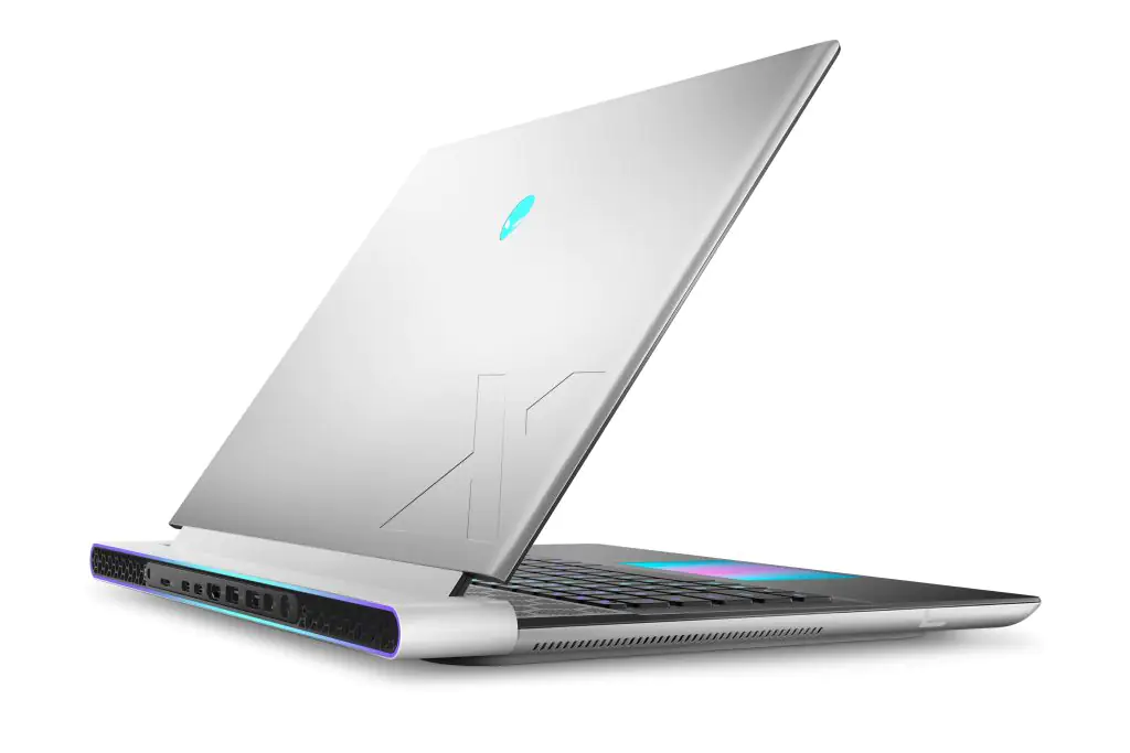 Alienware M18 2023: игра, меняющая правила игры в мире игровых ноутбуков