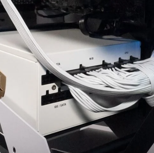 Sharkoon выпускает серию блоков питания Rebel P30 Gold мощностью до 1300 Вт 5