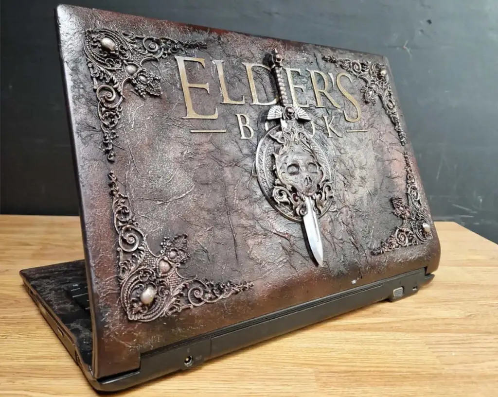 Мод, вдохновленный Elden Ring, вдохнул новую жизнь в устаревший ноутбук Asus