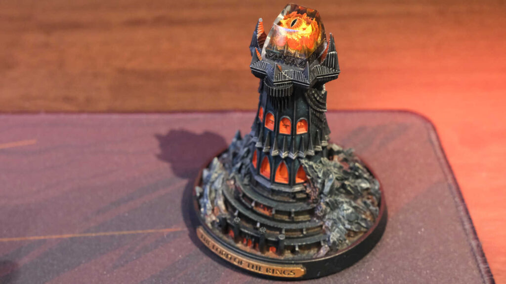 Эта клавиатура из «Властелина колец» в мифриле достойна своего веса