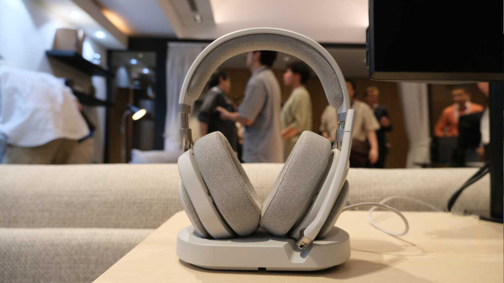 Игровое кресло Fractal Refine — дорогое облако для вашего мягкого места