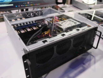 InWin заставляет воду течь внутри своих серверов искусственного интеллекта