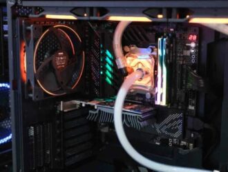 Мы полагаем, что оперативная память G.Skill DDR5-10600 примерно такая же быстрая, как Sonic the Hedgehog