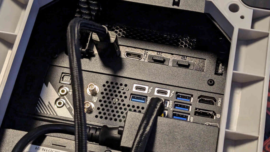 Обзор Fractal Design Mood: создание корпуса для тканевых ПК