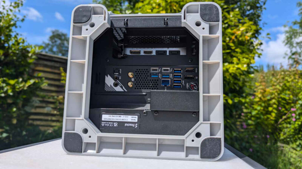 Обзор Fractal Design Mood: создание корпуса для тканевых ПК