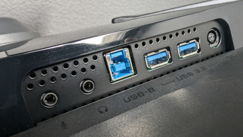 Обзор Gigabyte Aorus FO27Q3: гладкий игровой монитор QD-OLED