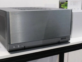 SilverStone CW04 — большой и красивый корпус HTPC