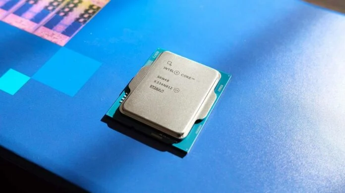 Чипсеты Intel Arrow Lake оснащены еще одним слотом M.2 для подключения к процессору