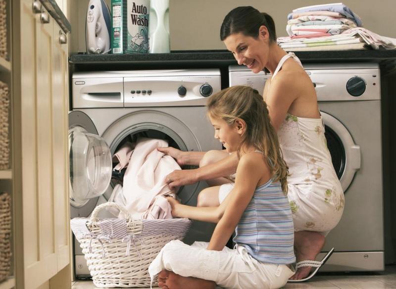 Как ухаживать за одеждой: секреты долговечности любимых вещей