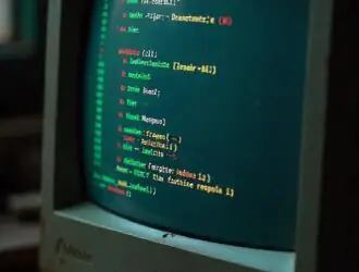 Как добавить текст к каждому файлу с помощью Bash-скрипта