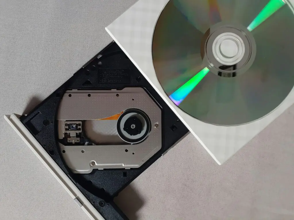 Как создать скрипт резервного копирования важных файлов в Linux