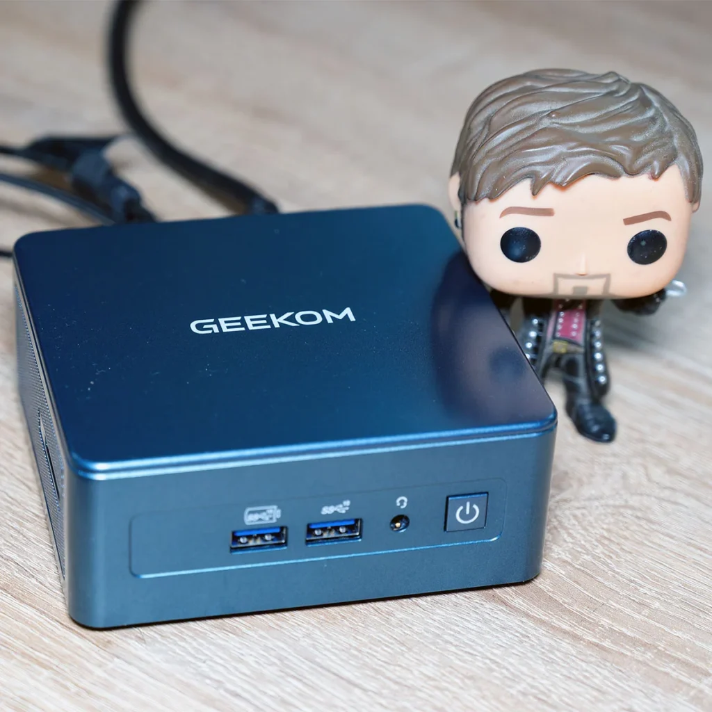 Обзор Geekom IT12 2025 Edition: большая мощность в компактном корпусе