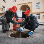 Промывка канализации: полное руководство по методам, профилактике и выбору решений