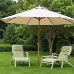 Как выбрать большой садовый зонт: исчерпывающий гид по созданию идеального пространства для работы и отдыха