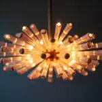 Свет в эпоху технологий: как цифровизация меняет представление о люстрах и освещении