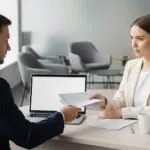 Автоломбард или банк: что выгоднее при получении средств под залог авто