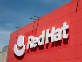 Red Hat Enterprise Linux улучшает взаимодействие с ускорителями искусственного интеллекта
