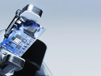 Arduino представила VENTUNO Q — одноплатный компьютер с Ubuntu для Edge-AI и робототехники