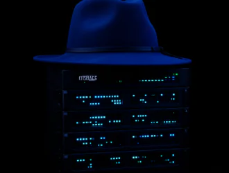 Fedora Linux 45 для включения защиты теневого стека по умолчанию в 64-разрядной версии